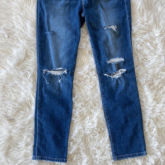 Joe's Jeans The Skinny Rolled Distressed Keagan Ankle Cut - Picture 7 of 13